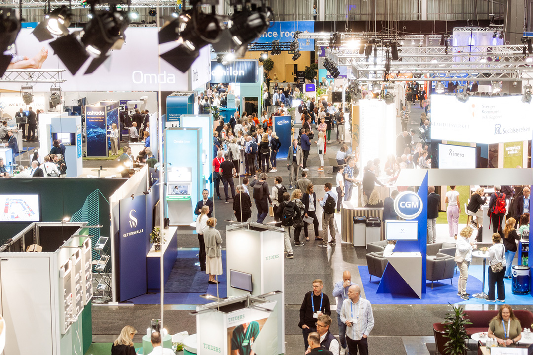 Överblicksbild över utställningen och mässan 2024