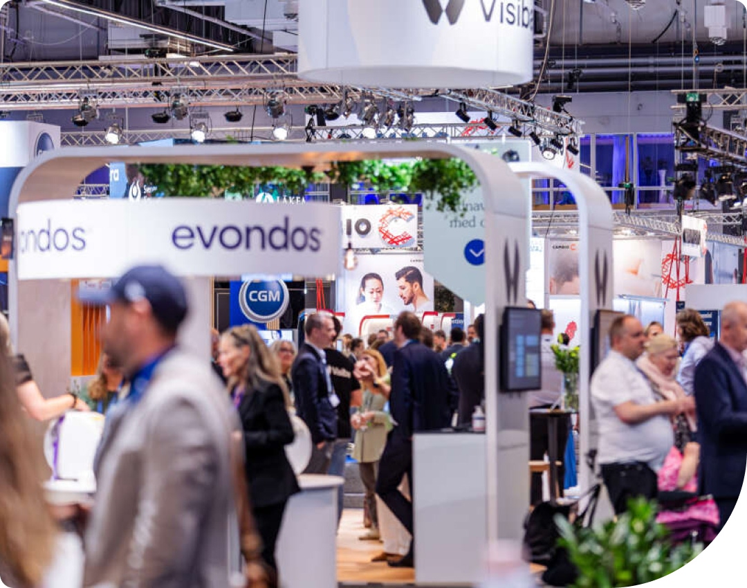 Överblicksbild över mässan